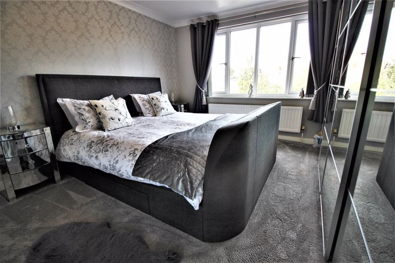 3 bed house for sale in Main Road, Boughton, NG22  - Property Image 11