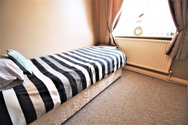 3 bed house for sale in Main Road, Boughton, NG22  - Property Image 14