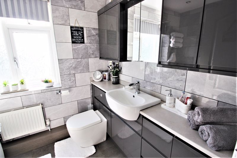 3 bed house for sale in Main Road, Boughton, NG22  - Property Image 16