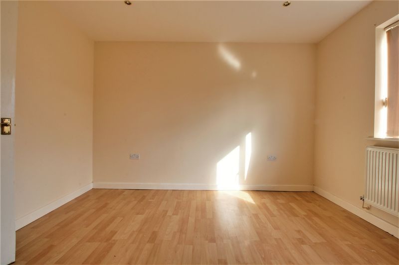 2 bed bungalow to rent in Hazel Road, New Ollerton, NG22  - Property Image 8