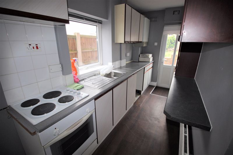 3 bed house to rent in Rufford Avenue, NEWARK, NG22 3