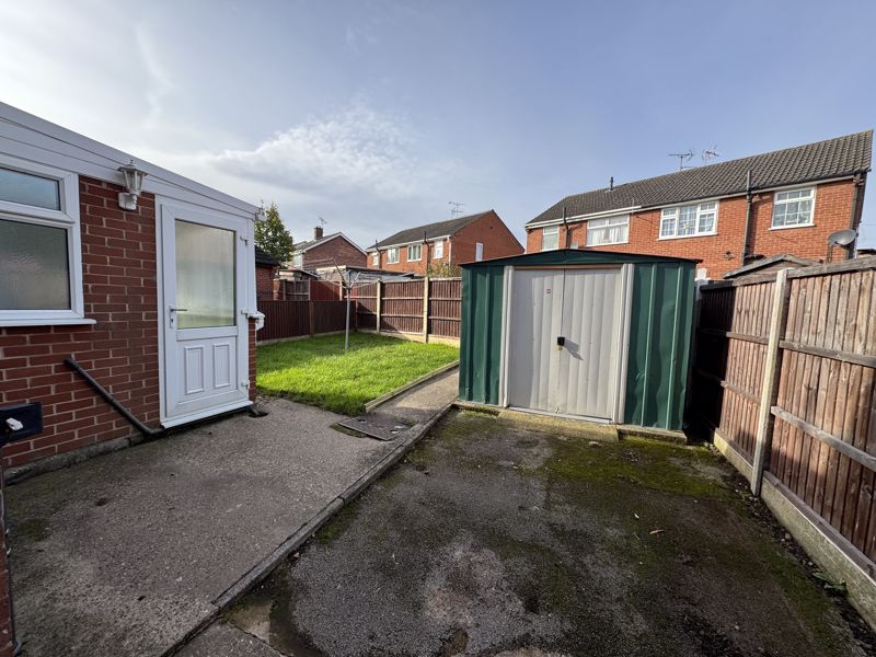 3 bed house to rent in Whinney Lane, Ollerton, NG22 15