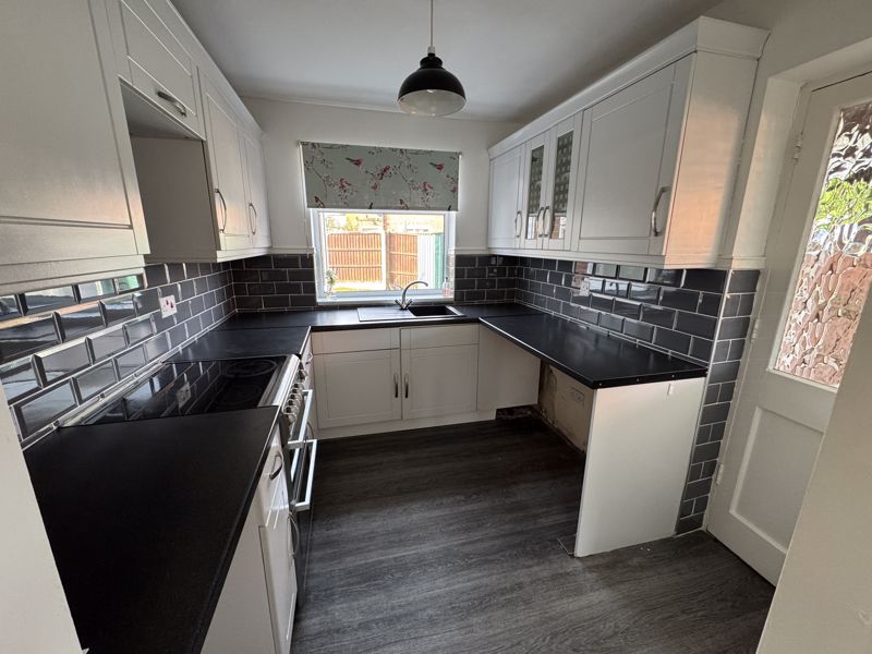 3 bed house to rent in Whinney Lane, Ollerton, NG22 3