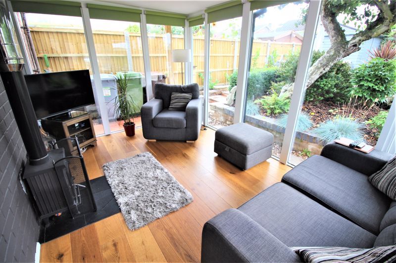 3 bed bungalow for sale in Kingston Drive, Ollerton, NG22  - Property Image 5