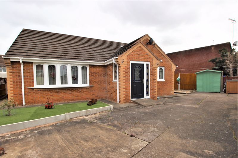 2 bed bungalow for sale in Maida Lane, Newark, NG22  - Property Image 1