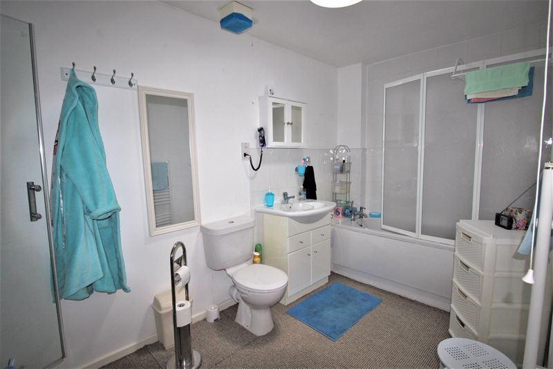 2 bed bungalow for sale in Maypole Road, Wellow, NG22  - Property Image 10