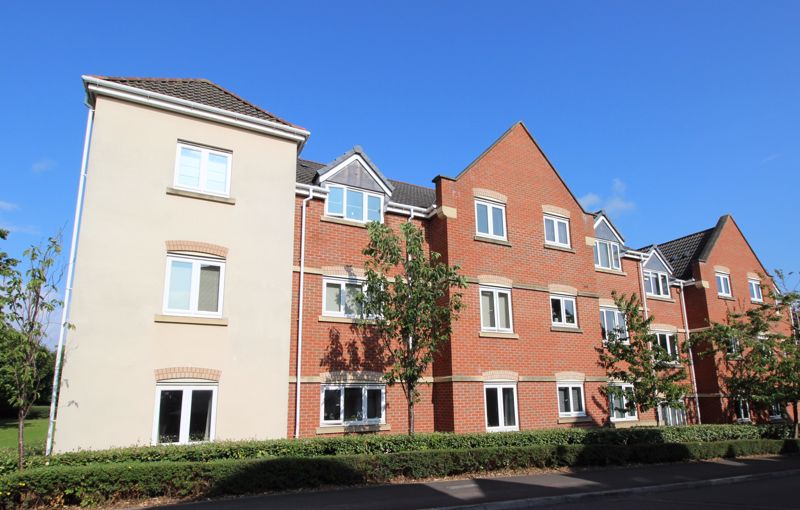 2 bed flat to rent in Trinity Road, Edwinstowe, NG21 9