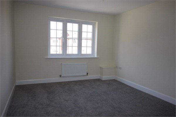 2 bed flat to rent in Goodwill Road, Ollerton, NG22  - Property Image 3