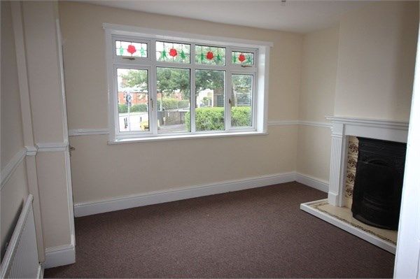 3 bed house to rent in Rufford Avenue, New Ollerton, NG22 4