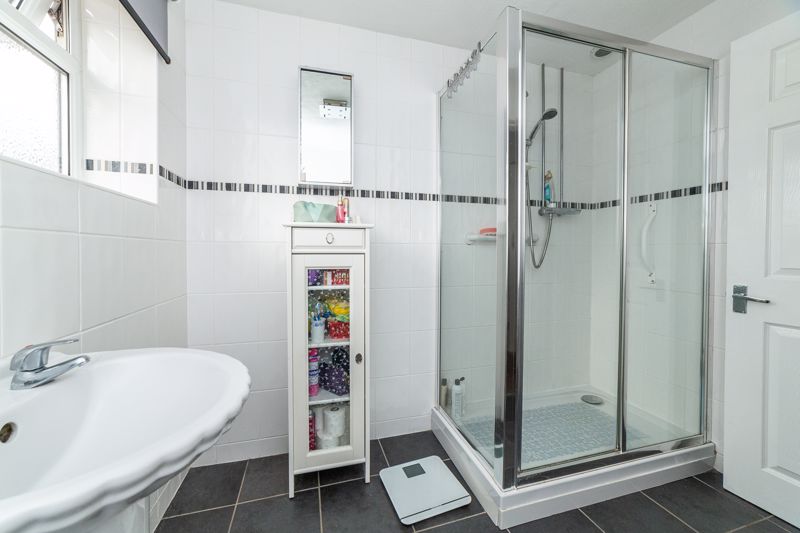 3 bed house for sale in Briar Court, Ollerton , NG22  - Property Image 11