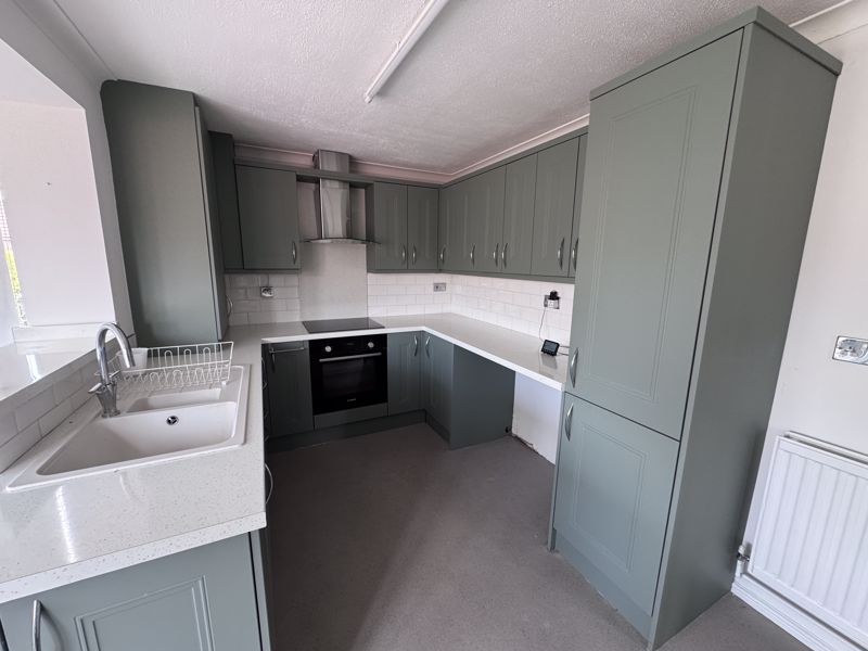 3 bed house for sale in Briar Court, Ollerton , NG22  - Property Image 5