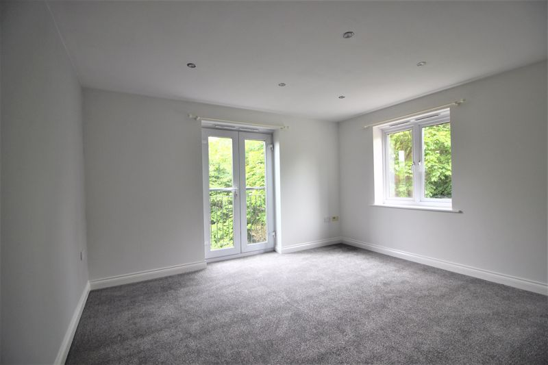 2 bed flat for sale in Trinity Road, Edwinstowe, NG21 2