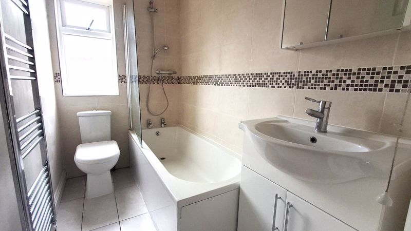 3 bed house to rent in Forest Road, New Ollerton, NG22 6