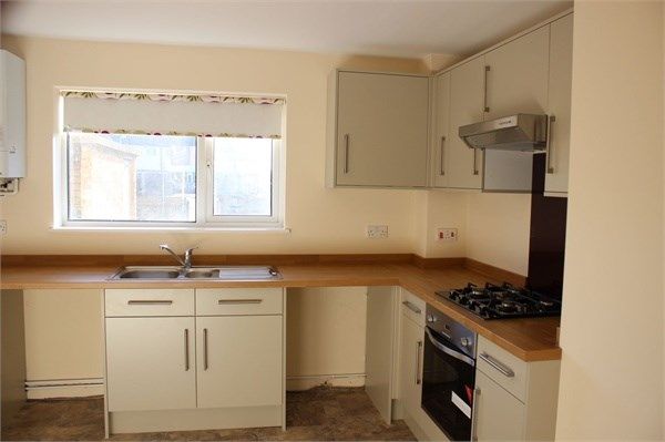 3 bed house to rent in Birkdale Avenue, NEWARK, NG22 2