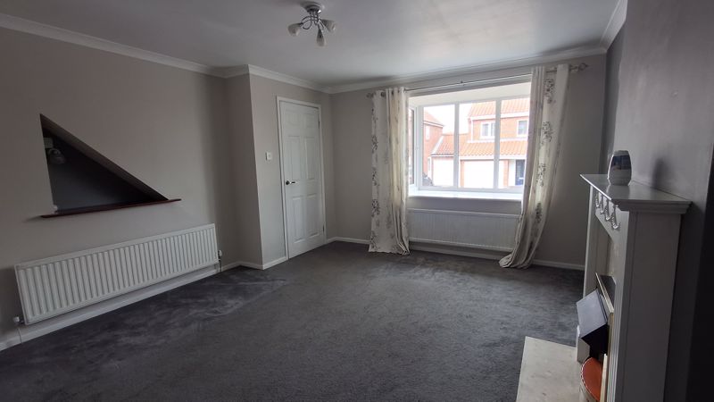3 bed house for sale in Church View, Ollerton, NG22  - Property Image 2