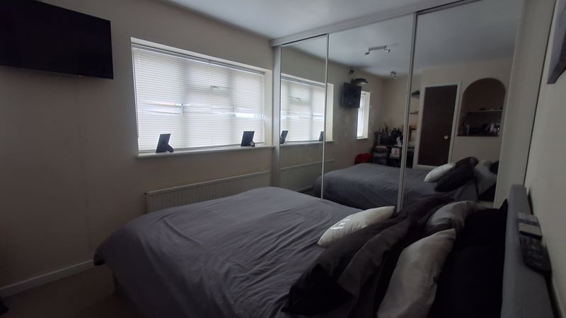 3 bed house for sale in Church View, Ollerton, NG22  - Property Image 5