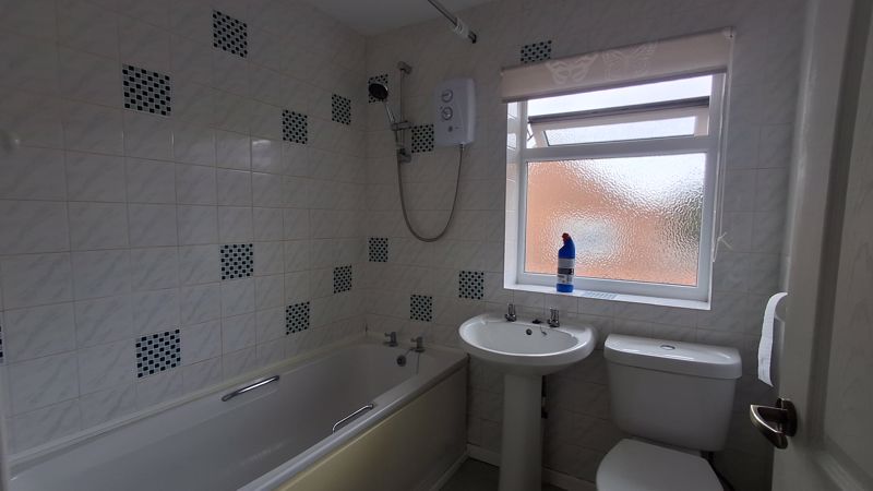 3 bed house for sale in Church View, Ollerton, NG22  - Property Image 8