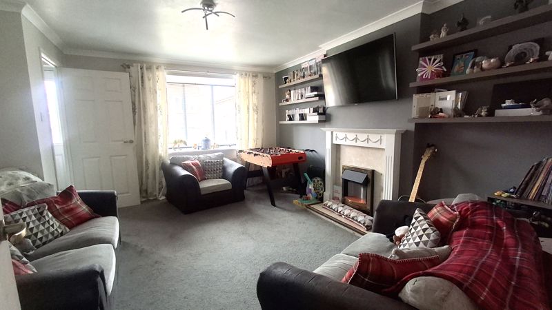 3 bed house for sale in Church View, Ollerton, NG22 9