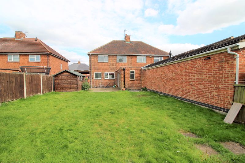 3 bed house for sale in Lansbury Road, Edwinstowe, NG21 12