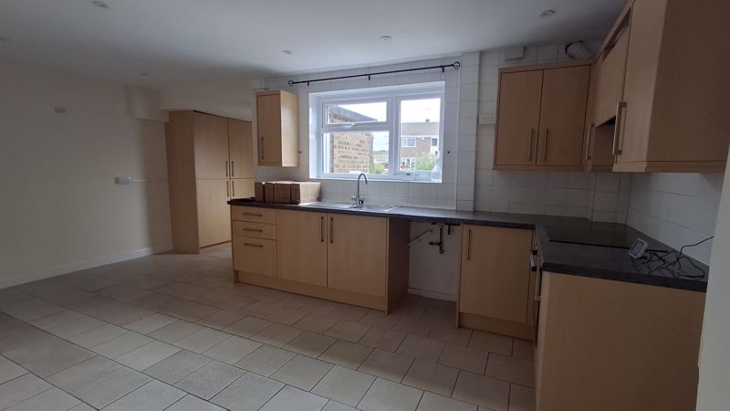 3 bed house to rent in Hallam Road, Ollerton, NG22 2