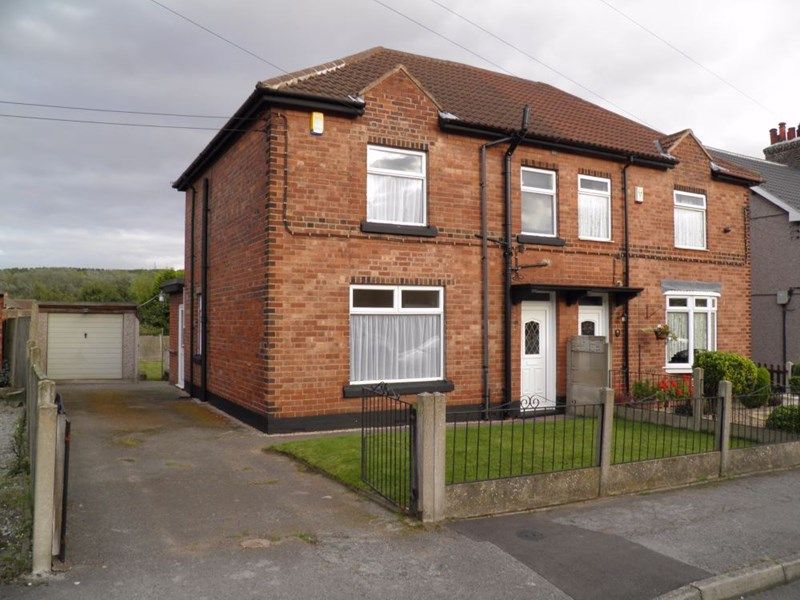 3 bed house to rent in Sycamore Road, New Ollerton, NG22  - Property Image 1