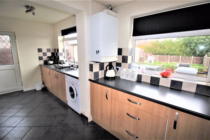 3 bed house to rent in Sycamore Road, New Ollerton, NG22  - Property Image 6