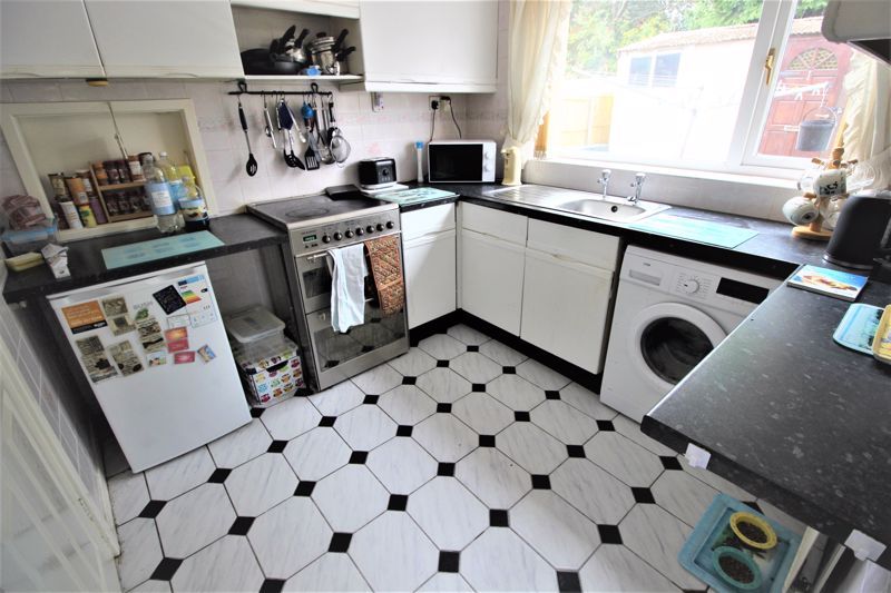 3 bed house for sale in Maltkiln Close, Ollerton, NG22 4