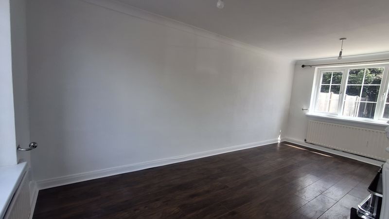 3 bed house to rent in Breck Bank Crescent, Ollerton, NG22 4