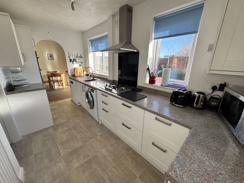 3 bed house for sale in Beardsley Road, Edwinstowe, NG21 3