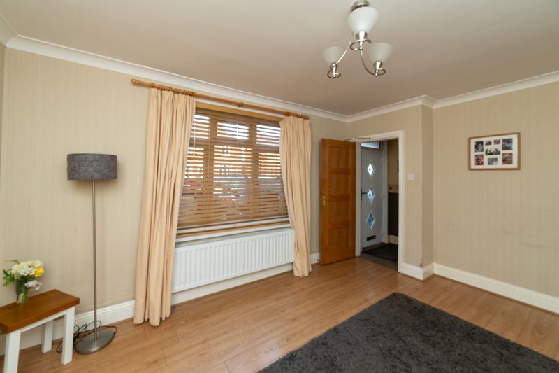 4 bed house for sale in Poplar Street, Ollerton, NG22 3