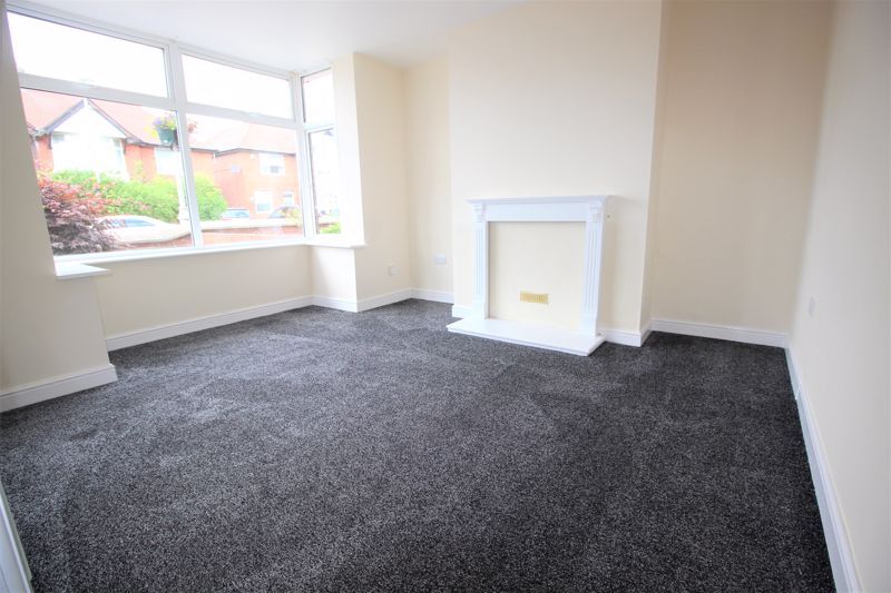 3 bed house to rent in Sherwood Drive, Ollerton, NG22  - Property Image 2