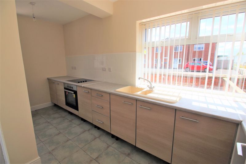 3 bed house to rent in Sherwood Drive, Ollerton, NG22  - Property Image 4