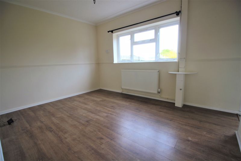 3 bed house to rent in Triumph Close, EAKRING, NG22  - Property Image 3
