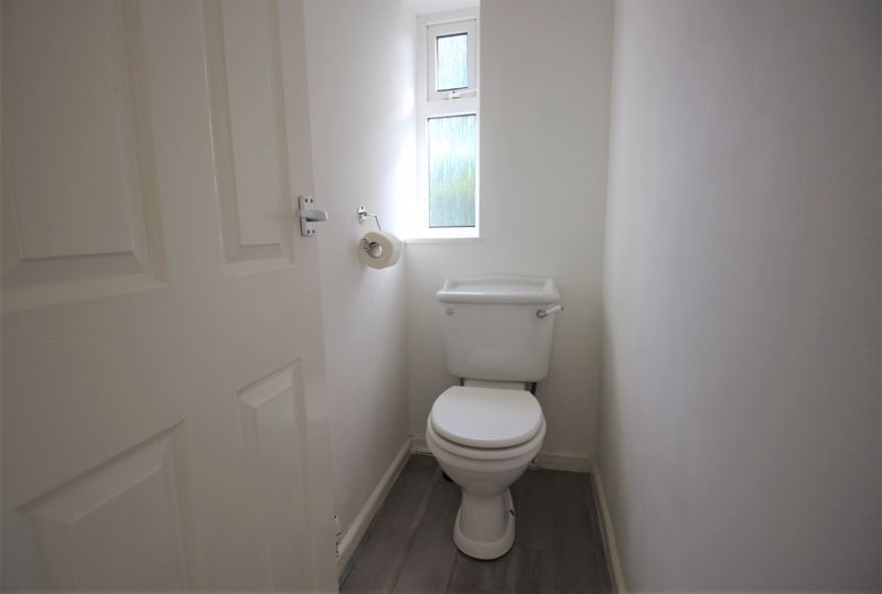 3 bed house to rent in Triumph Close, EAKRING, NG22  - Property Image 9