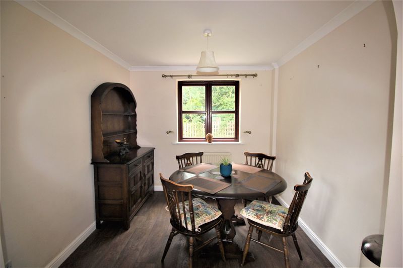 4 bed house for sale in Bowman Place, Wellow, NG22  - Property Image 4