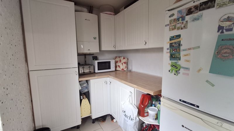 4 bed house for sale in The Markhams, Ollerton, NG22 7