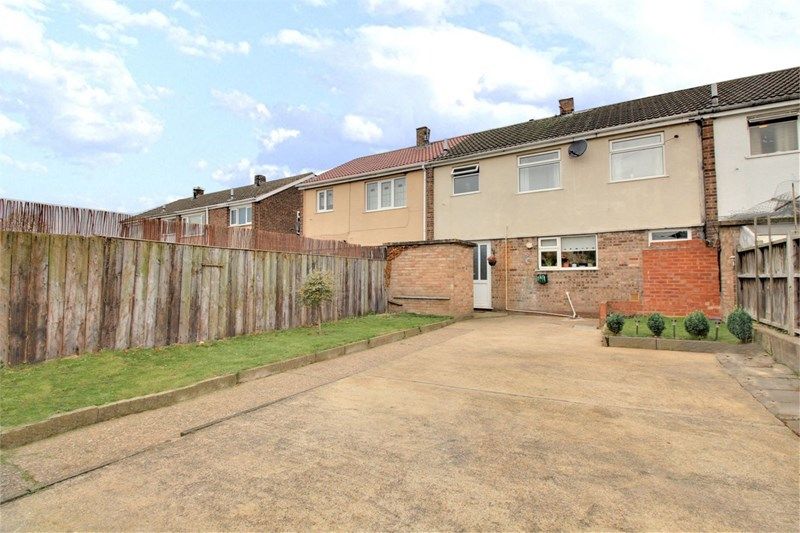 4 bed house to rent in Maid Marian Way, NEWARK, NG22  - Property Image 1