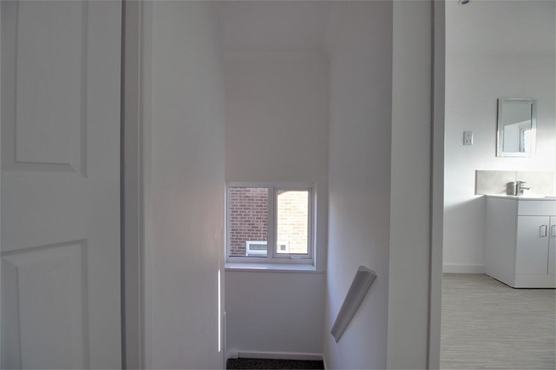 3 bed house to rent in Abbey Road, Edwinstowe, NG21 5