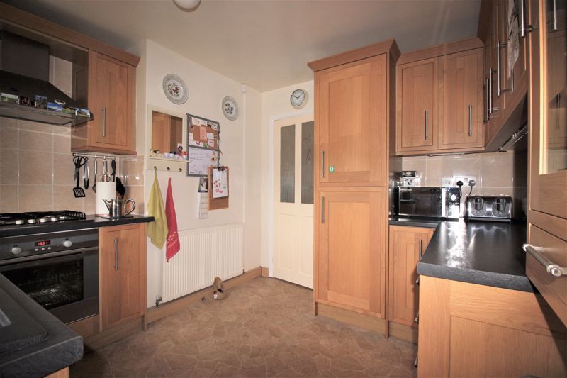 3 bed house for sale in Henton Road, Mansfield, NG21  - Property Image 8