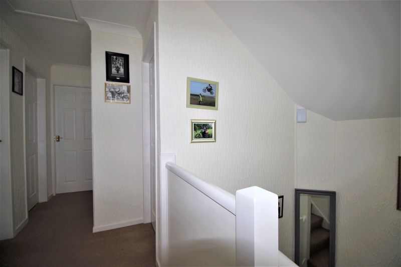 3 bed house for sale in Henton Road, Mansfield, NG21 10