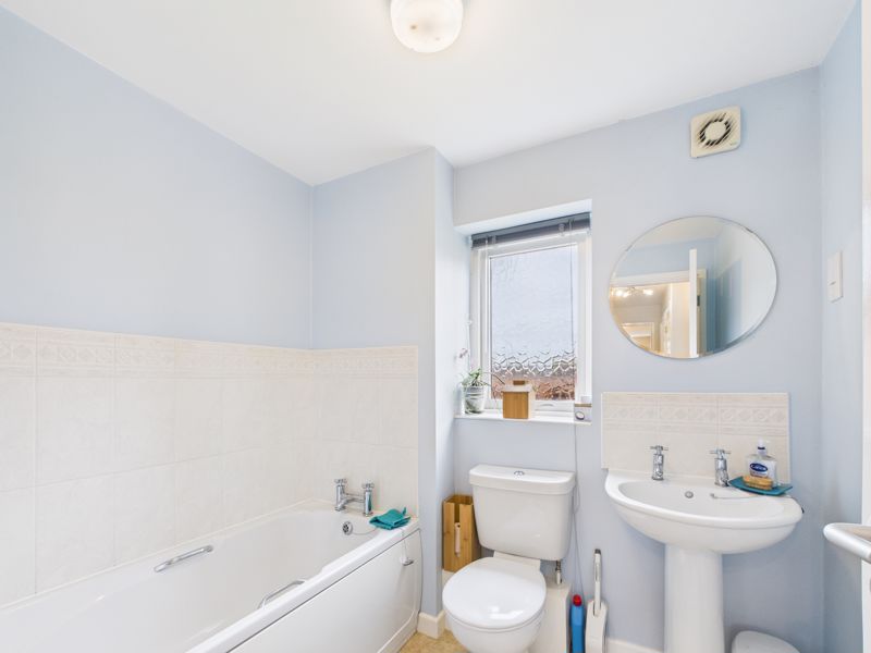 4 bed house for sale in Culpepper Avenue, Newark, NG22 12