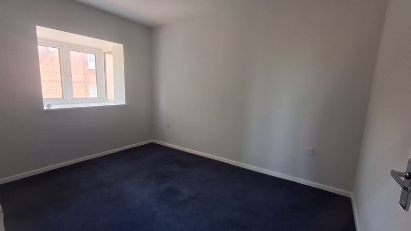 2 bed flat for sale in Church View, Ollerton, NG22  - Property Image 5