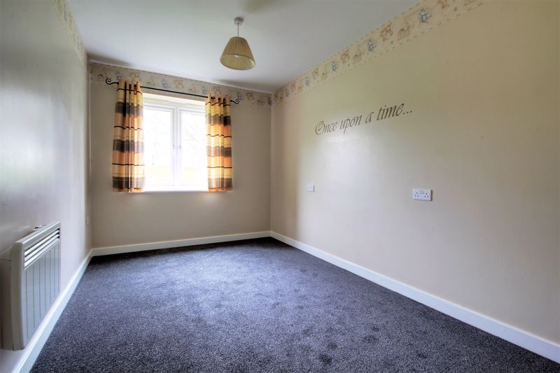 2 bed flat to rent in Trinity Road, Edwinstowe, NG21 8