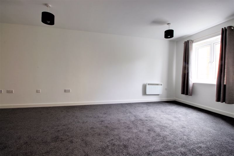 2 bed flat to rent in Trinity Road, Edwinstowe, NG21 10