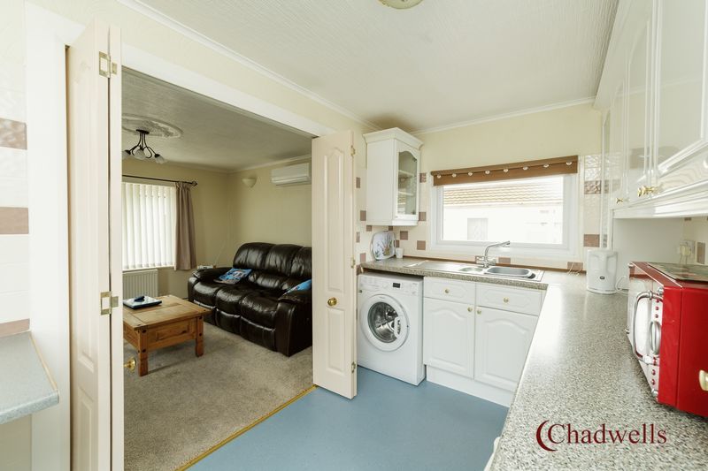 2 bed bungalow for sale in Leighton Park Mickledale Lane, Bilsthorpe, NG22  - Property Image 8