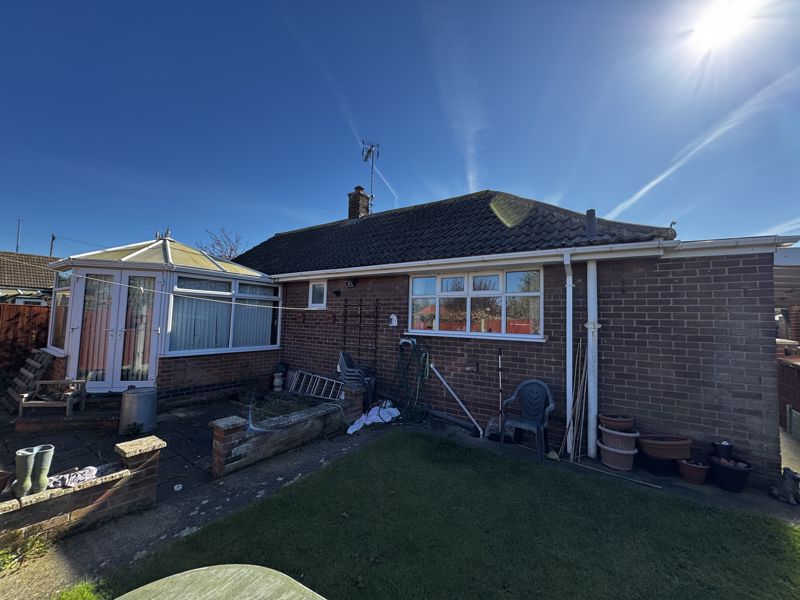 2 bed bungalow for sale in Griceson Close, Ollerton, NG22  - Property Image 11