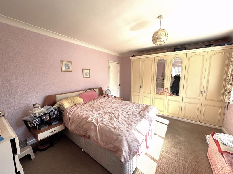 2 bed bungalow for sale in Griceson Close, Ollerton, NG22 6