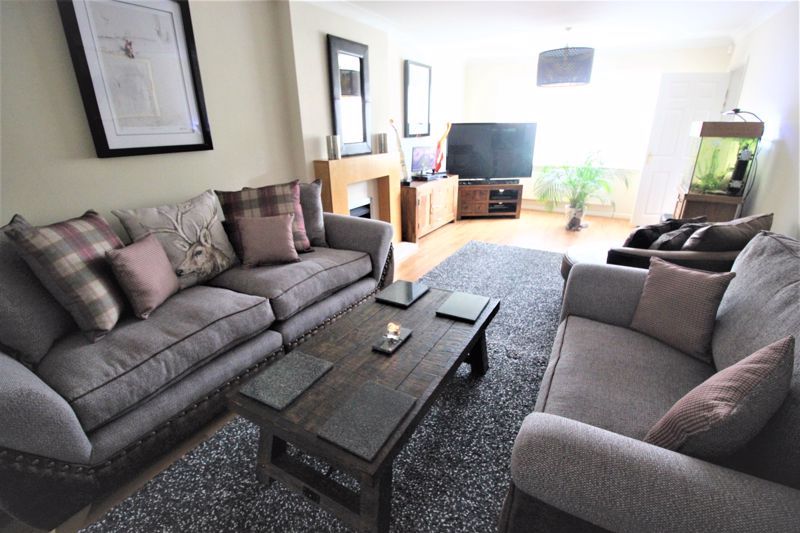 5 bed house for sale in Guylers Hill Drive, Clipstone Village, NG21  - Property Image 4