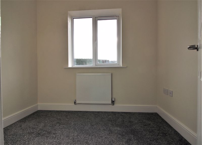 3 bed house to rent in Faraday Close, Newark, NG22  - Property Image 8