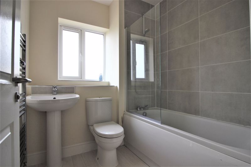 3 bed house to rent in Faraday Close, Newark, NG22  - Property Image 9